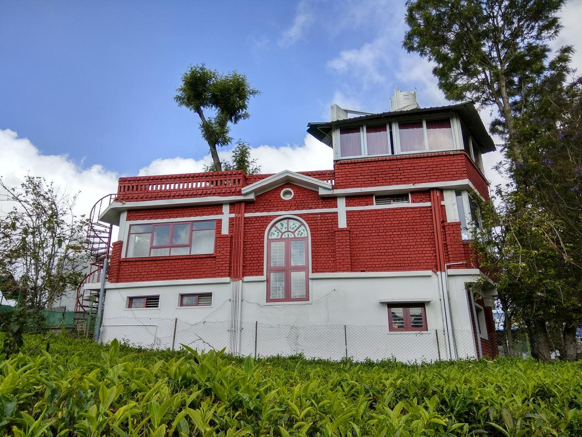 Myspace Holiday Inn Ooty Exterior photo